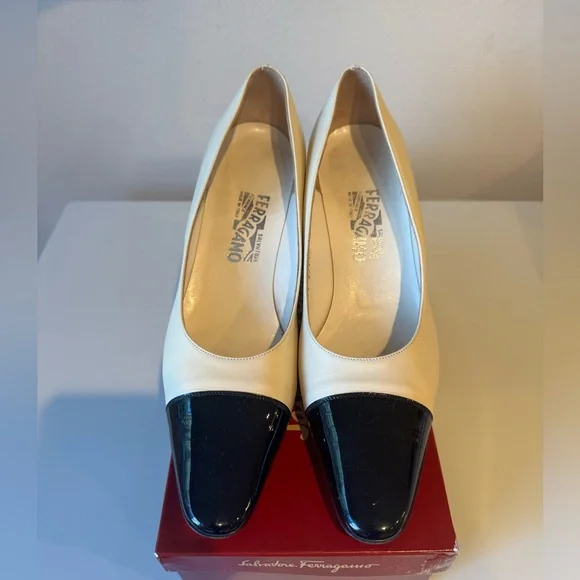 Salvatore Ferragamo Black and Cream Heels 9.5C - Picture 3 of 10